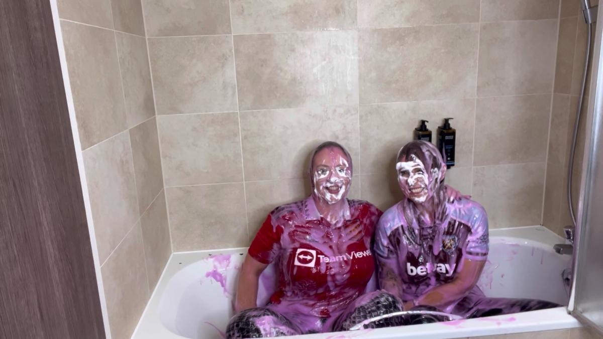 Megan & Mrs Nicole's Messy Gunge Fun