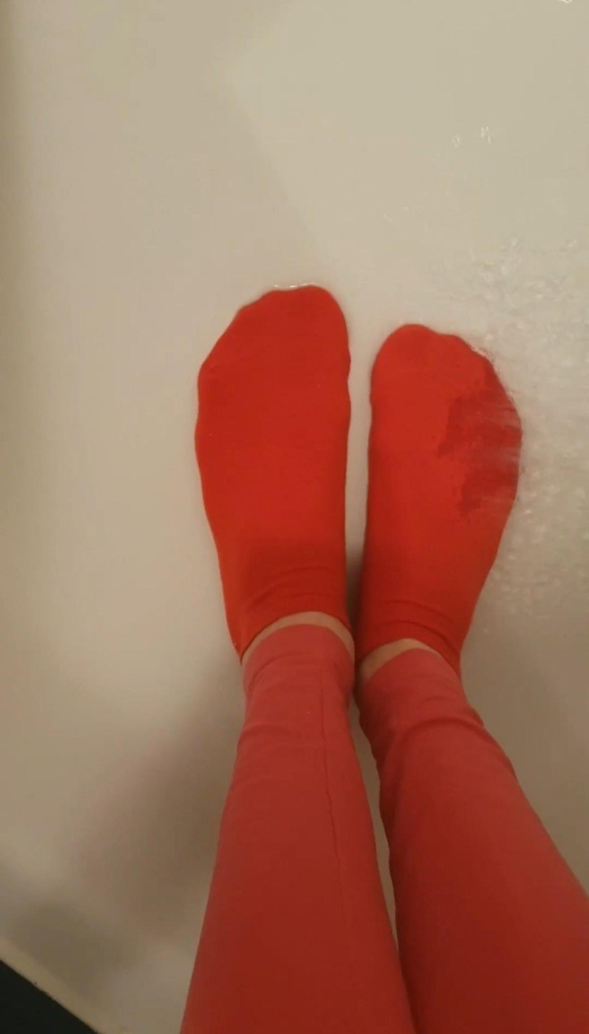 Maria in the shower
